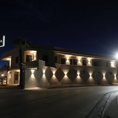 Hotel Barracuda Варкатуро Экстерьер фото